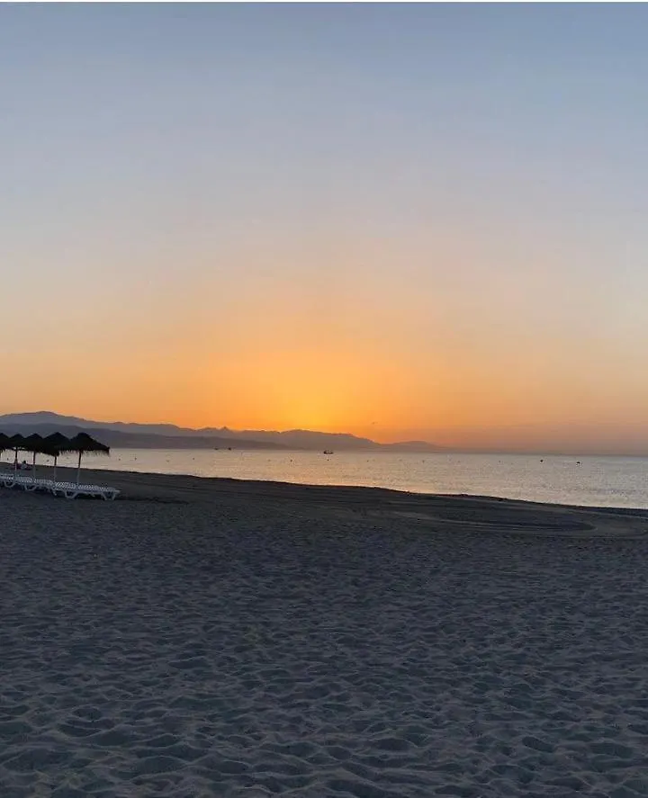 アパート Brisa, La Carihuela Playa Torremolinosアパートメント スペイン