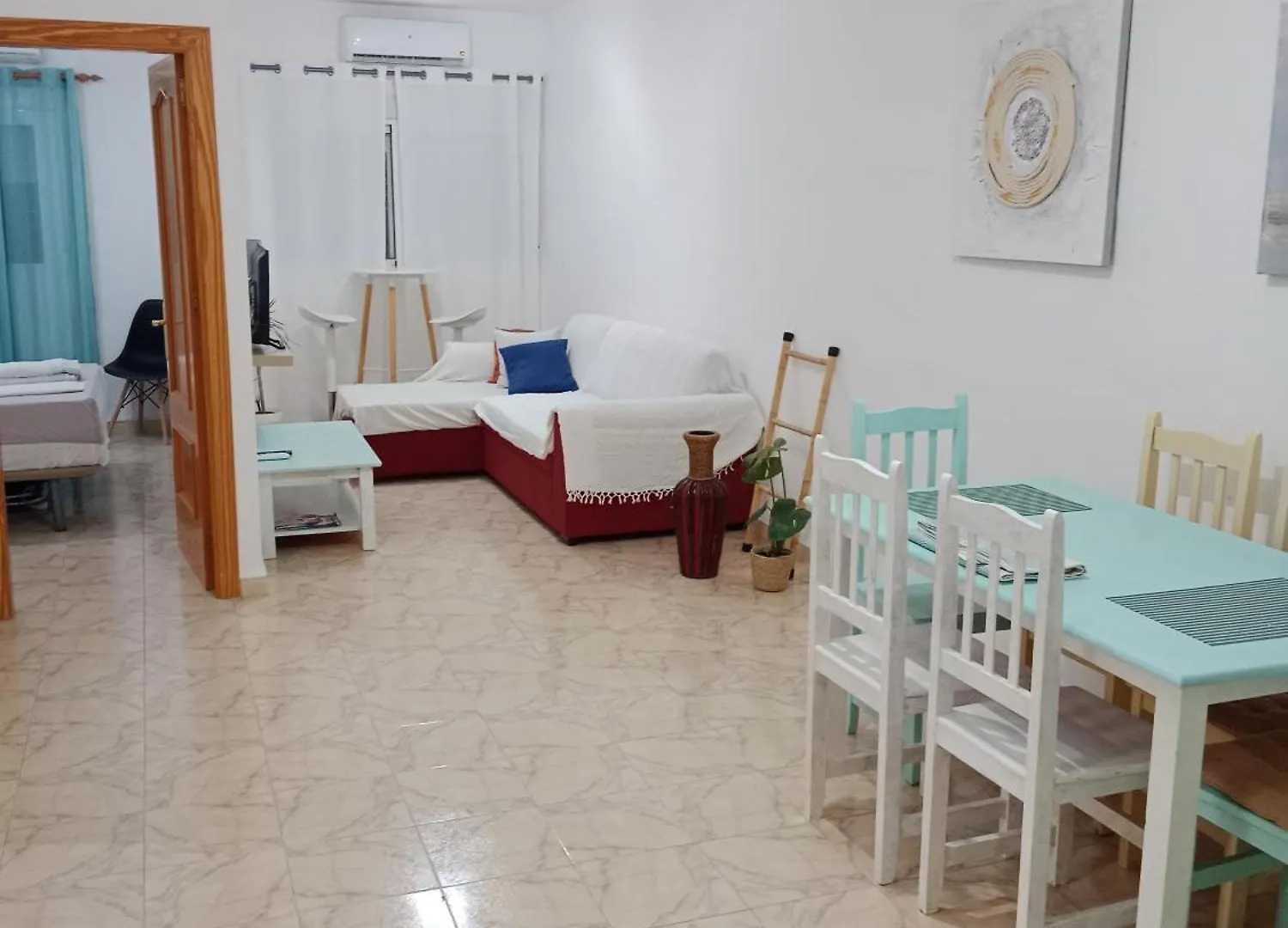 Brisa, La Carihuela Playa Torremolinosアパートメント